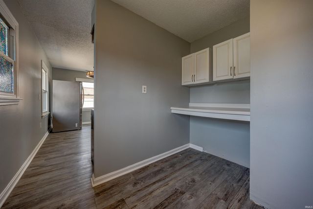 1817 Broadmoor Avenue, Evansville, IN 47714