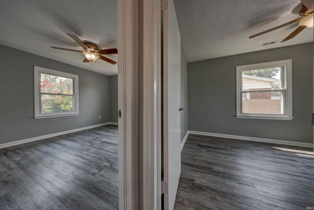 1817 Broadmoor Avenue, Evansville, IN 47714