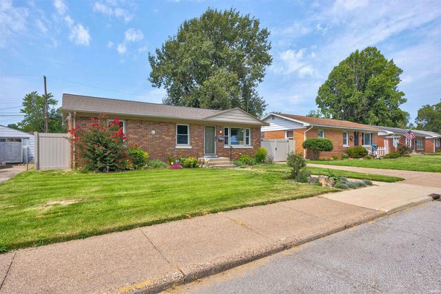 1817 Broadmoor Avenue, Evansville, IN 47714
