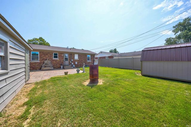 1817 Broadmoor Avenue, Evansville, IN 47714