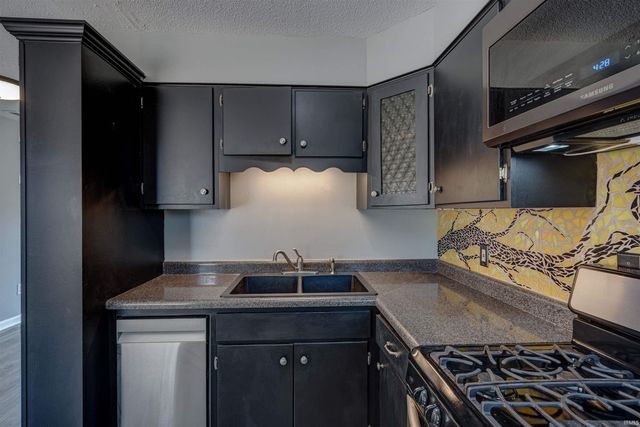 1817 Broadmoor Avenue, Evansville, IN 47714