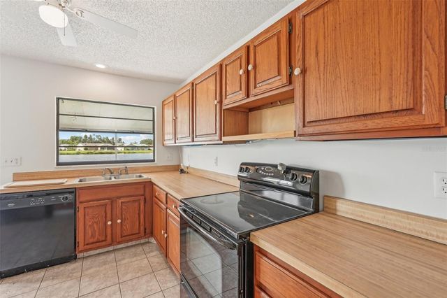 1613 COMFY COURT, Sun City Center, FL 33573