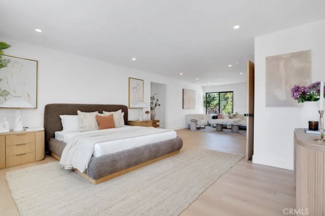 5700 Fairhaven, Woodland Hills, CA 91367