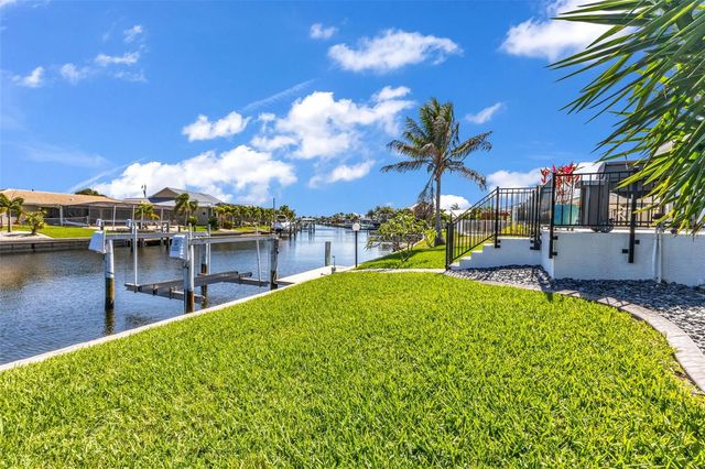 360 CAPRI ISLES COURT, Punta Gorda, FL 33950