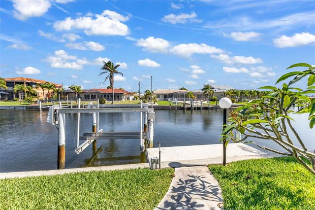 360 CAPRI ISLES COURT, Punta Gorda, FL 33950