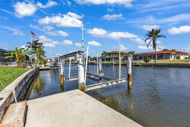 360 CAPRI ISLES COURT, Punta Gorda, FL 33950