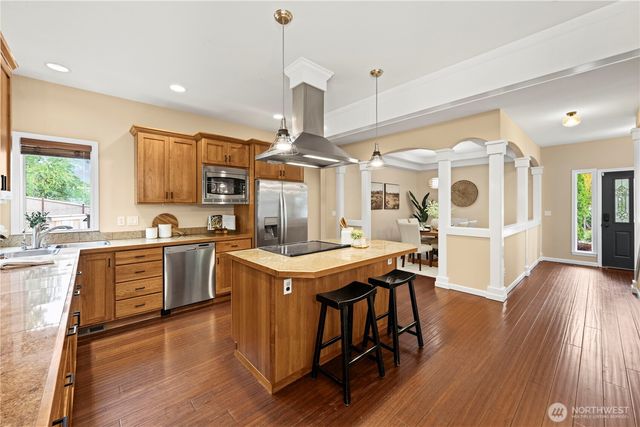 6114 97th Drive NE, Lake Stevens, WA 98258