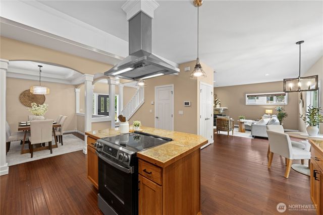 6114 97th Drive NE, Lake Stevens, WA 98258