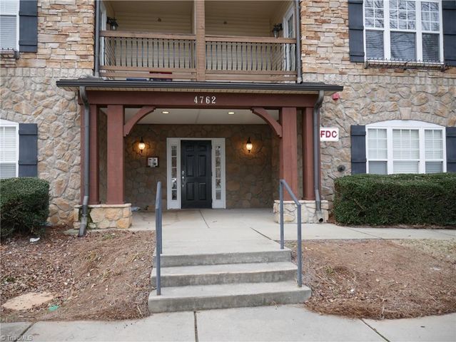 4762 Tatton Park Circle 2B, Winston-salem, NC 27103