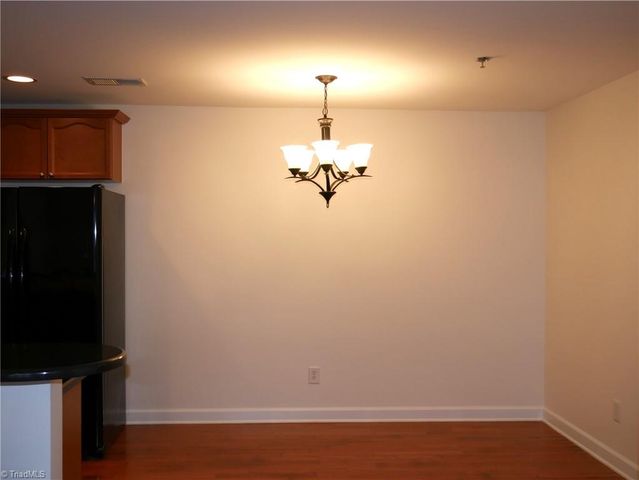 4762 Tatton Park Circle 2B, Winston-salem, NC 27103