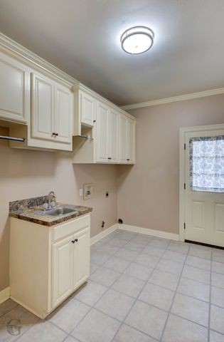 105 Dana Lane, Bossier City, LA 71111