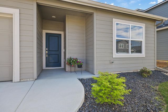 8113 S Safflower St, Cheney, WA 99004