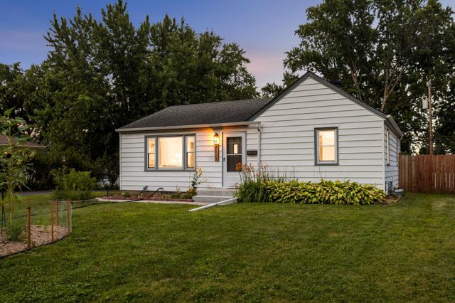 4724 Nevada Avenue N, Crystal, MN 55428