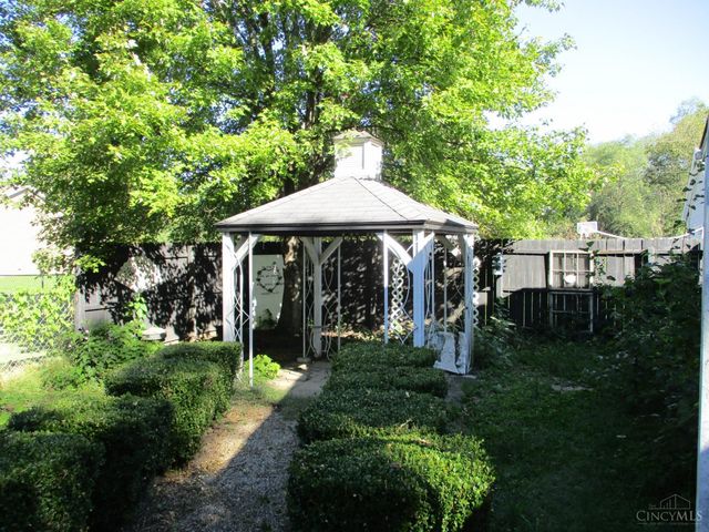 100 Cole Drive, Fairfield, OH 45014