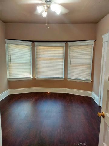 530 S Broadway, Santa Ana, CA 92701