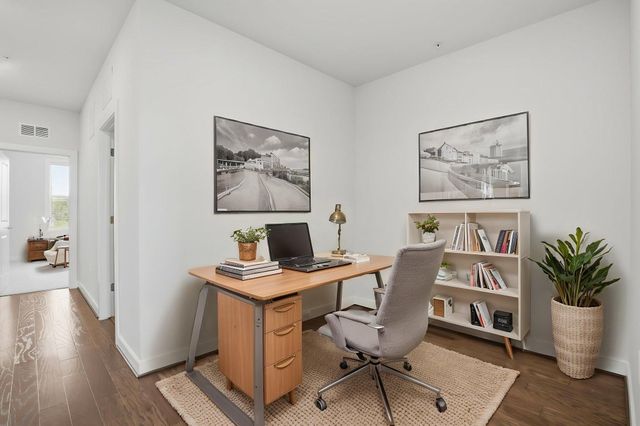 13367 LAUNDERS ST, Herndon, VA 20171