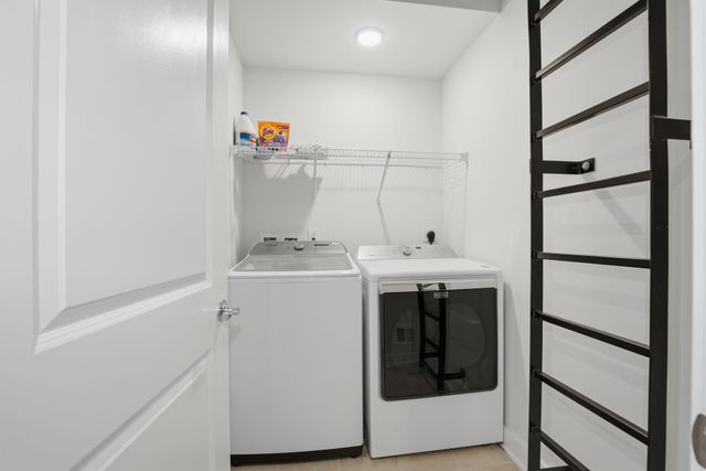 13367 LAUNDERS ST, Herndon, VA 20171