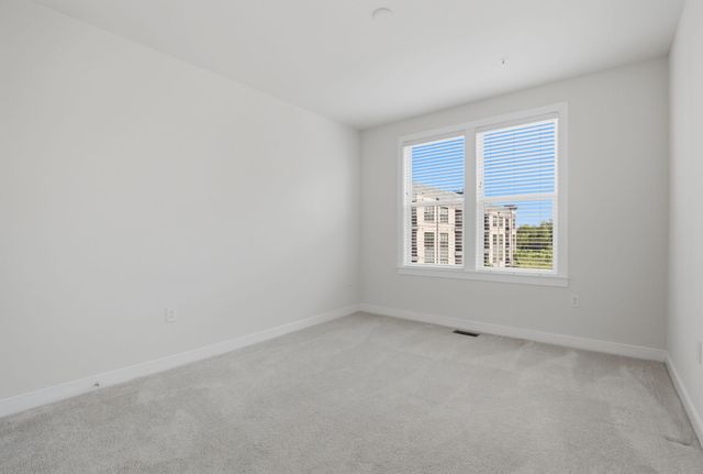13367 LAUNDERS ST, Herndon, VA 20171