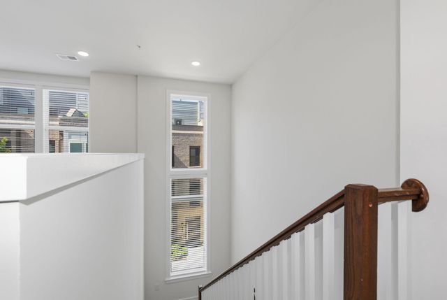 13367 LAUNDERS ST, Herndon, VA 20171