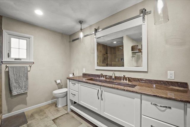 1026 Carriage Lane, Cedar Falls, IA 50613