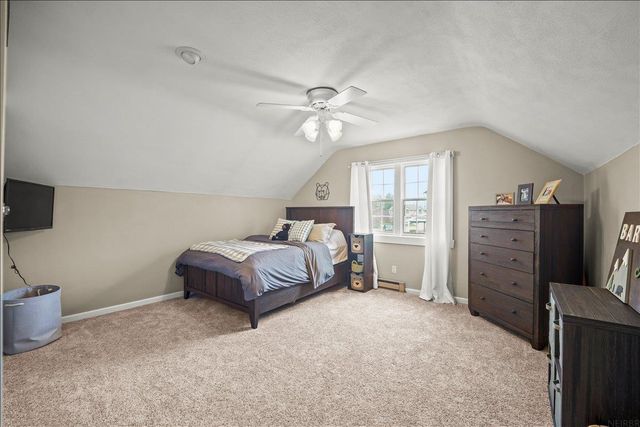 1026 Carriage Lane, Cedar Falls, IA 50613