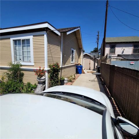1030 Daisy, Long Beach, CA 90813