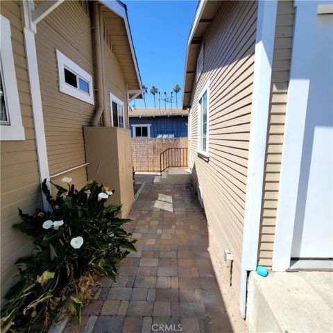 1030 Daisy, Long Beach, CA 90813