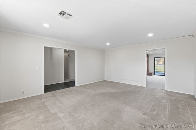 1037 Meadow Drive, Bartlesville, OK 74006