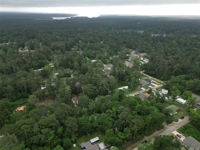 15707 Aspen Drive, Montgomery, TX 77356