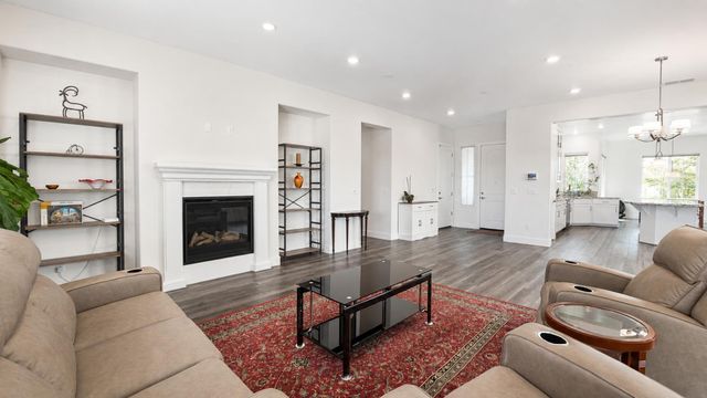1233 Buck Ridge Ct, Rocklin, CA 95765