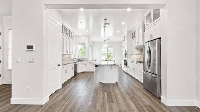 1233 Buck Ridge Ct, Rocklin, CA 95765