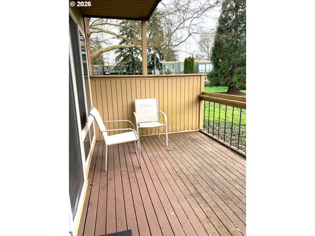 1661 Nw LAKEWAY Ln, Beaverton, OR 97006