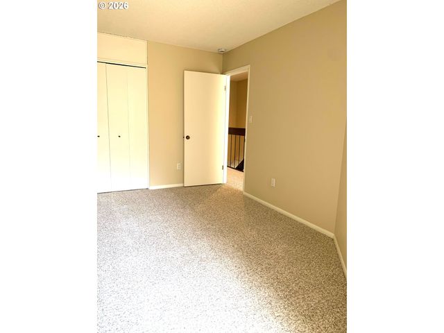 1661 Nw LAKEWAY Ln, Beaverton, OR 97006