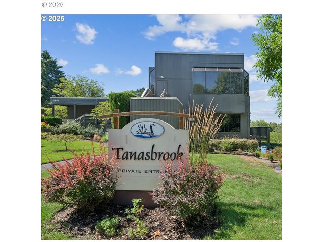 1661 Nw LAKEWAY Ln, Beaverton, OR 97006