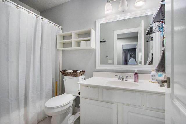 7839 Clydesdale Avenue, Kalamazoo, MI 49009