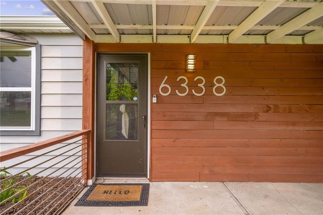 6338 Oak Grove Road, Kansas City, KS 66106