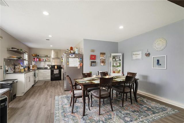 6338 Oak Grove Road, Kansas City, KS 66106