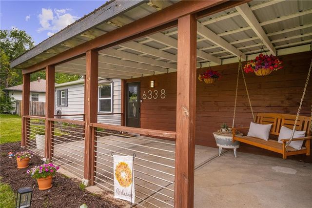 6338 Oak Grove Road, Kansas City, KS 66106
