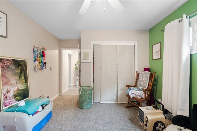 6338 Oak Grove Road, Kansas City, KS 66106