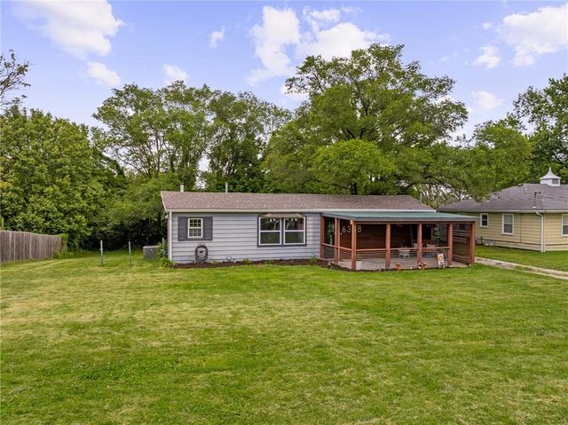 6338 Oak Grove Road, Kansas City, KS 66106