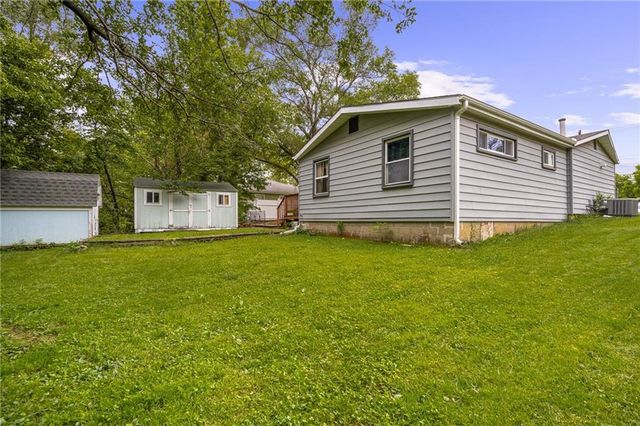 6338 Oak Grove Road, Kansas City, KS 66106