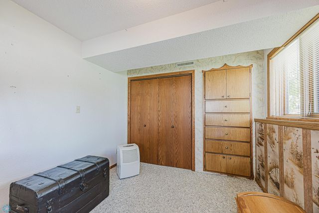 1216 17th Street N, Moorhead, MN 56560