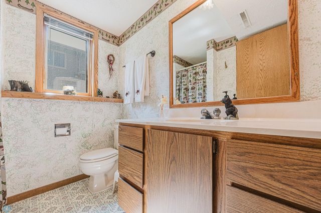 1216 17th Street N, Moorhead, MN 56560