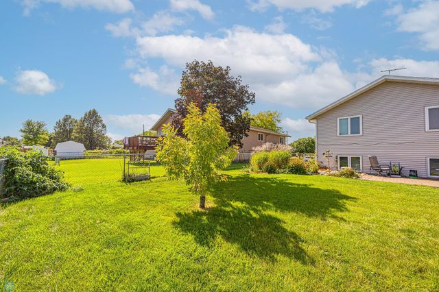 1216 17th Street N, Moorhead, MN 56560