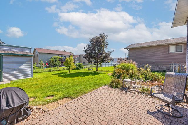 1216 17th Street N, Moorhead, MN 56560