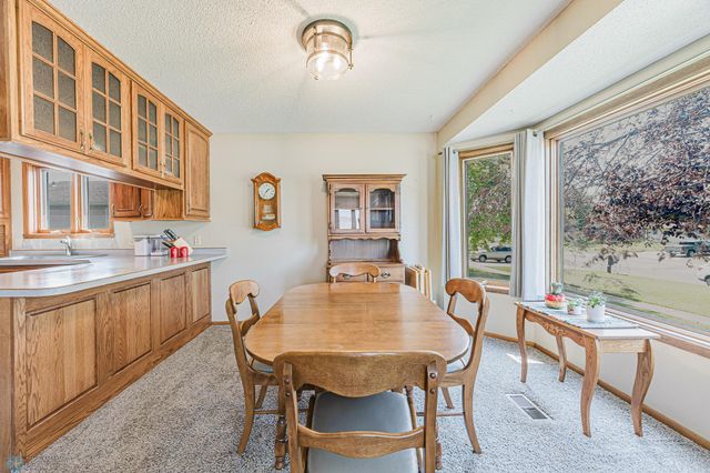 1216 17th Street N, Moorhead, MN 56560