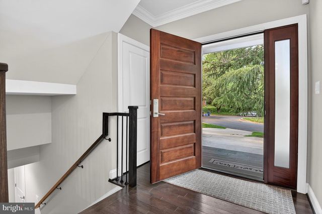 4 ORLEANS TER, Kensington, MD 20895