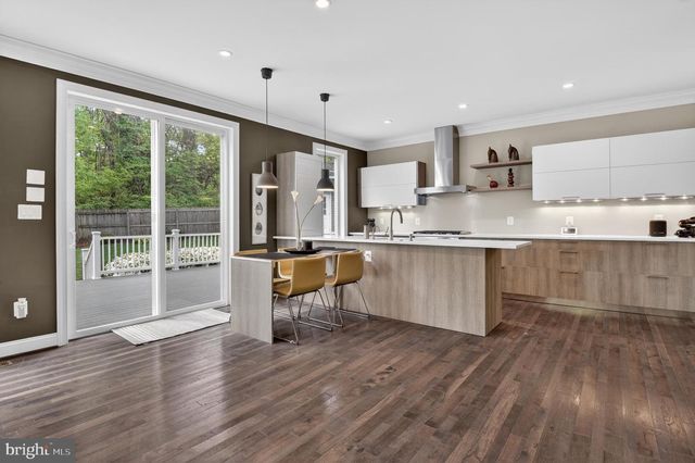 4 ORLEANS TER, Kensington, MD 20895