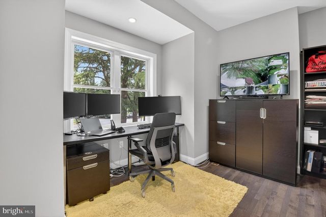 4 ORLEANS TER, Kensington, MD 20895