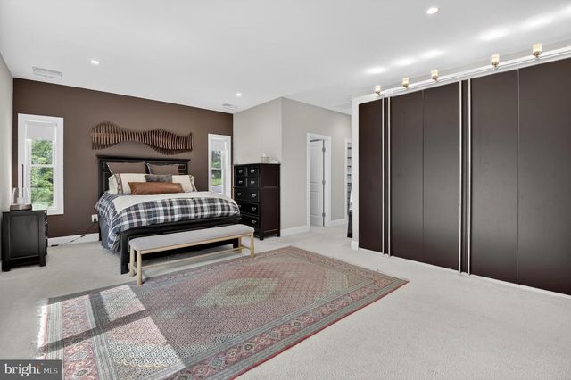 4 ORLEANS TER, Kensington, MD 20895
